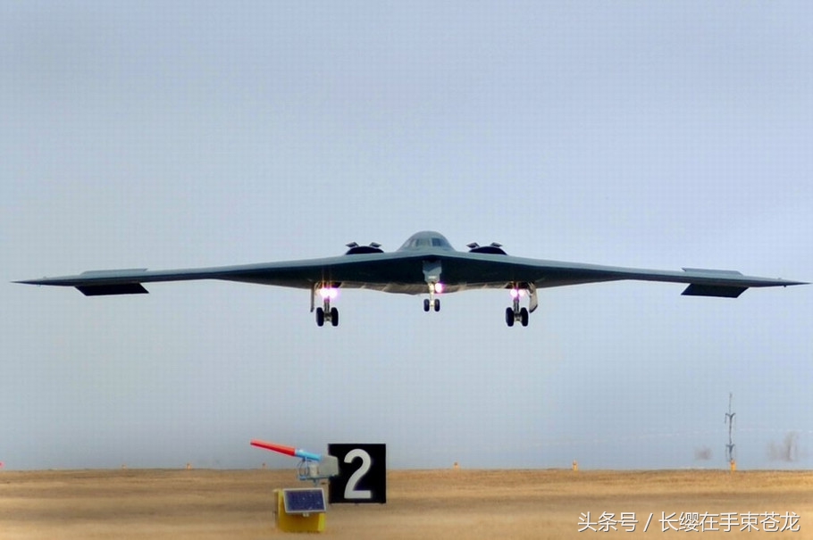 美軍B系列轟炸機(jī)，戰(zhàn)略威懾的空中巨無(wú)霸